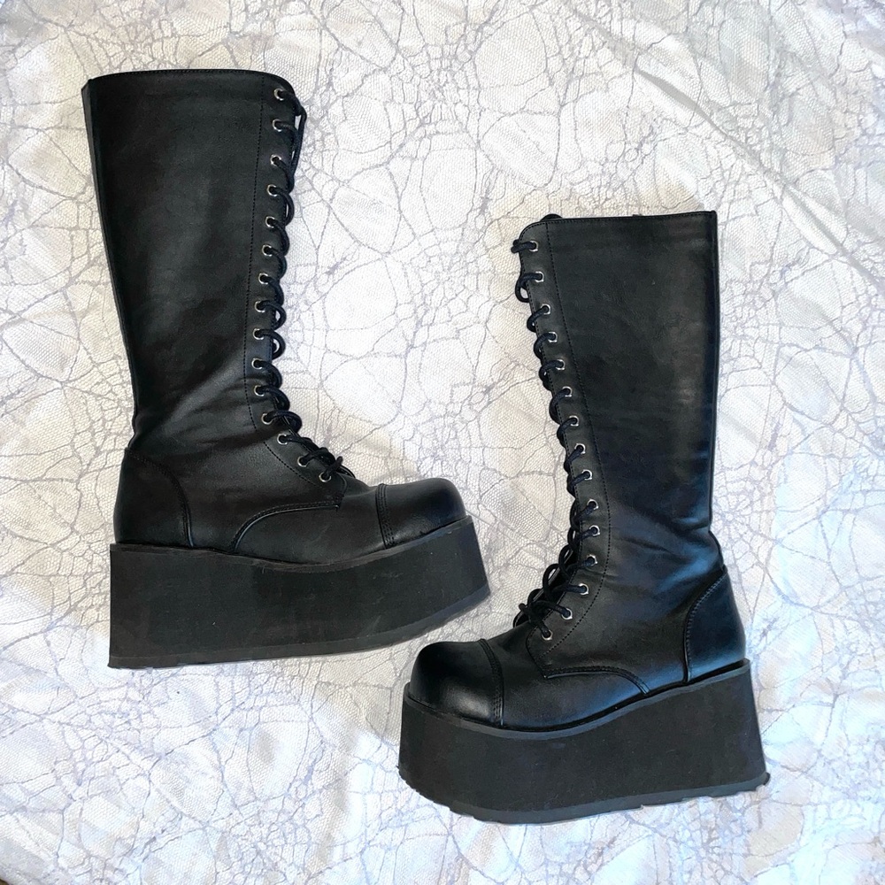 ☆SOLD Demonia Platform combat boots☆
